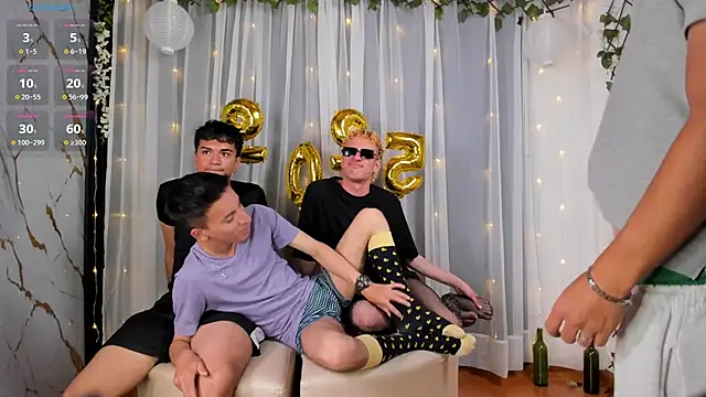 EuphoriaBoys online show from January 3, 7:50 pm