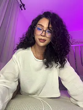 Samantha Bernardo online show from July 12, 4:25 am
