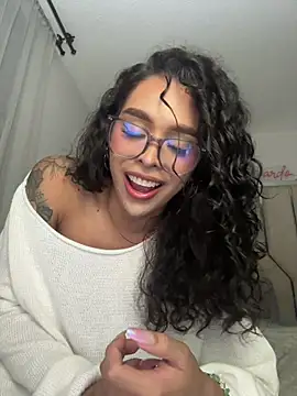 Samantha Bernardo online show from July 23, 1:41 am