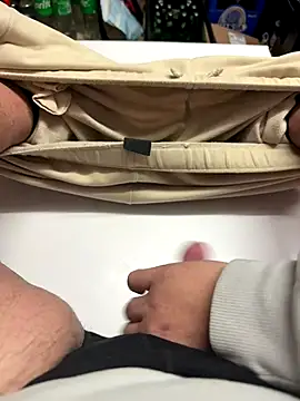 buri232 online show from November 28, 1:25 pm