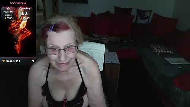 HeisseomaOriginal online show from February 23, 8:17 am