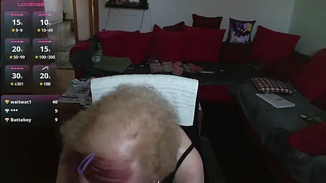 HeisseomaOriginal online show from March 2, 11:50 am