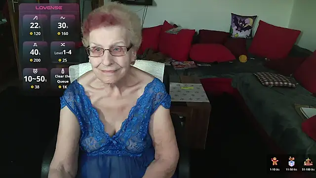 HeisseomaOriginal online show from December 16, 8:19 am