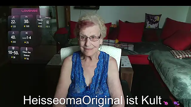 Snapshot of HeisseomaOriginal chatting on June 3, 7:11 am HeisseomaOriginal online show from June 3, 7:11 am