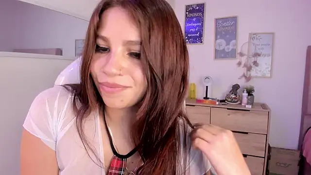 Snapshot of bluee_hazell chatting on March 7, 5:38 pm bluee hazell online show from March 7, 5:38 pm