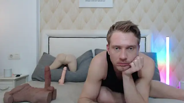 Snapshot of redheadxxl chatting on March 13, 4:35 pm redheadxxl online show from March 13, 4:35 pm