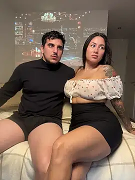 Snapshot of Sexandfire chatting on April 12, 8:03 pm Sexandfire online show from April 12, 8:03 pm
