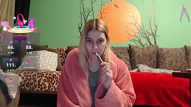 lovingfeetheels online show from April 8, 6:24 am