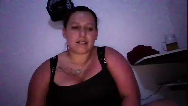 Snapshot of Diana_Lozano chatting on January 4, 2:56 am Diana Lozano online show from January 4, 2:56 am