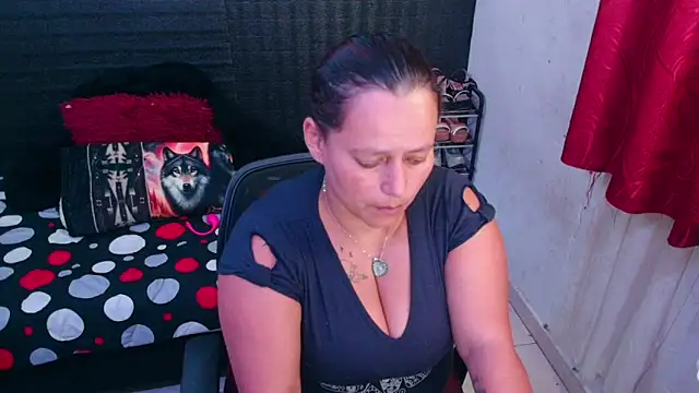 Snapshot of Diana_Lozano chatting on January 18, 3:09 am Diana Lozano online show from January 18, 3:09 am