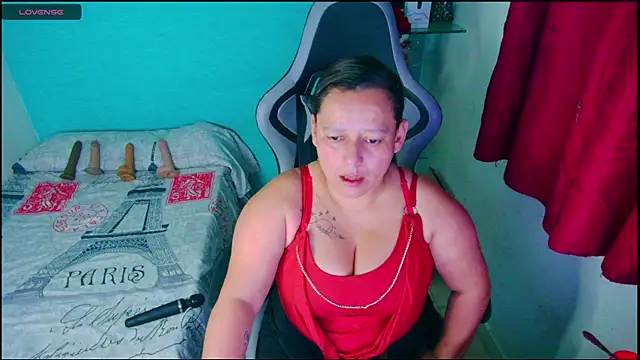 Snapshot of Diana_Lozano chatting on September 22, 10:17 am Diana Lozano online show from September 22, 10:17 am