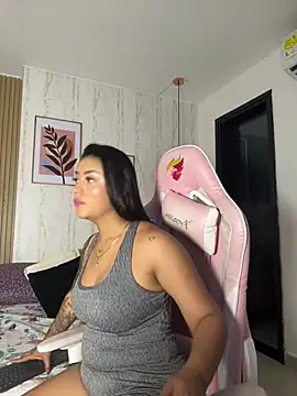 Snapshot of CameronCollins_ chatting on March 11, 7:25 pm CameronCollins online show from March 11, 7:25 pm