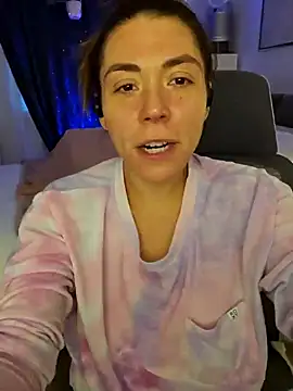 Ellie-L-Elizabeth online show from December 11, 12:55 pm