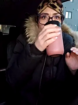 Ellie-L-Elizabeth online show from March 1, 10:56 pm