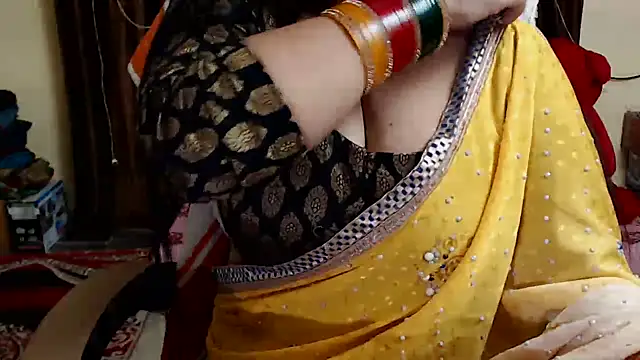 Snapshot of Naughty_Kashish chatting on December 24, 6:00 am Naughty Kashish online show from December 24, 6:00 am