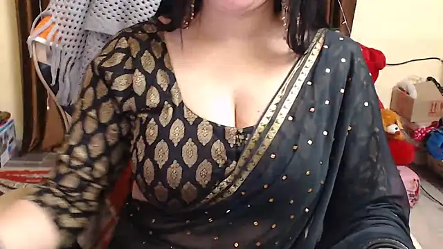 Snapshot of Naughty_Kashish chatting on February 1, 9:43 am Naughty Kashish online show from February 1, 9:43 am