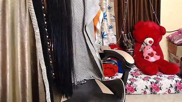 Snapshot of Naughty_Kashish chatting on March 20, 6:30 am Naughty Kashish online show from March 20, 6:30 am
