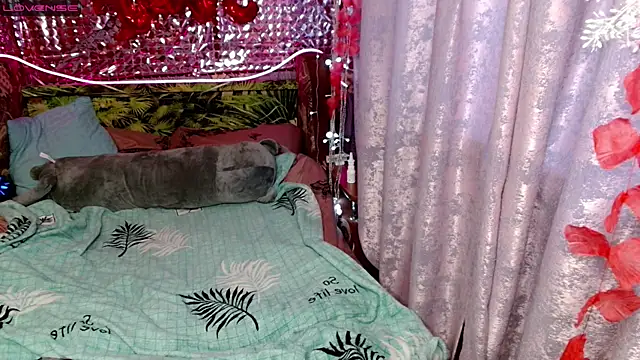 Careys universe online show from March 6, 2:19 am