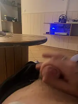 RenaudS-02 online show from December 30, 8:15 pm