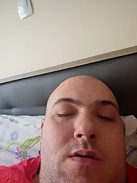 Snapshot of mario890605 chatting on January 12, 9:19 am mario890605 online show from January 12, 9:19 am