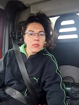 SquirtyMellissaLabia online show from October 16, 6:58 am