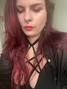 LunaMoongirl online show from February 28, 2:53 pm