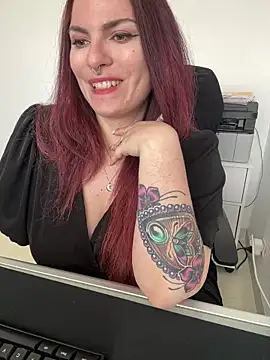 LunaMoongirl online show from March 17, 2:23 pm