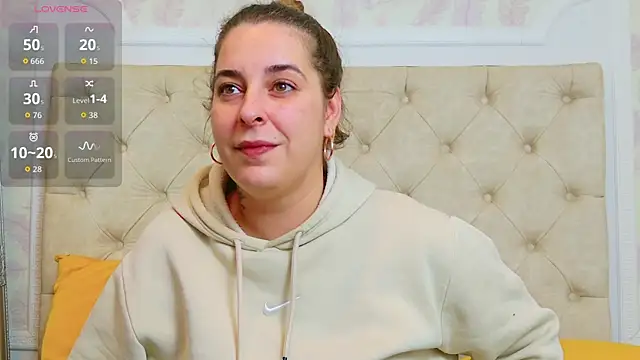 KarinaNoir online show from November 7, 4:56 am