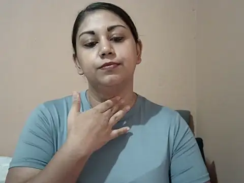 bellachow10 online show from January 15, 10:31 am