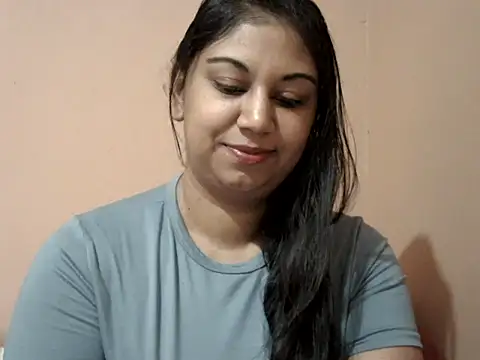 bellachow10 online show from March 16, 6:06 am