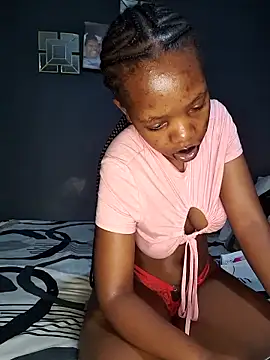 SheisBlacq online show from April 5, 9:45 pm