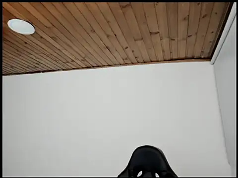 kayortiiz online show from February 15, 12:37 am