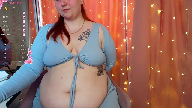 Mia Bows online show from July 18, 11:47 am