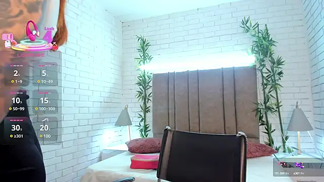 kimbrownn online show from March 10, 1:10 pm