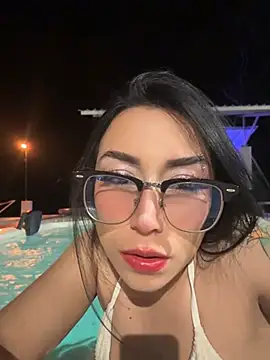 Snapshot of sophie_cute66 chatting on July 31, 12:43 am sophie cute66 online show from July 31, 12:43 am