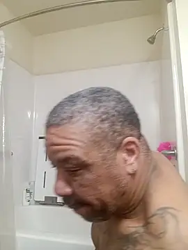 Snapshot of yellowwetfox chatting on February 8, 5:38 pm yellowwetfox online show from February 8, 5:38 pm