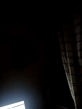 Snapshot of yellowwetfox chatting on February 19, 10:11 am yellowwetfox online show from February 19, 10:11 am