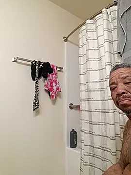 yellowwetfox online show from March 15, 10:54 am