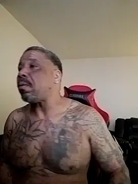 yellowwetfox online show from March 18, 1:47 pm