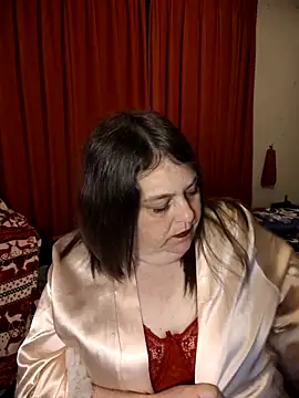 HouseWifeWhore Milf online show from May 1, 11:09 pm