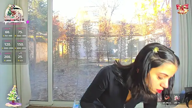 Sarabecker online show from December 19, 9:40 am