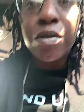 markquanna online show from April 8, 7:14 pm