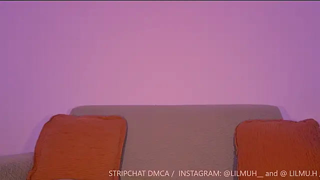 Snapshot of Lilmuh_ chatting on February 25, 11:25 pm Lilmuh online show from February 25, 11:25 pm