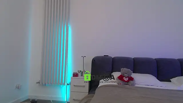 kissabellaa online show from November 10, 8:30 pm