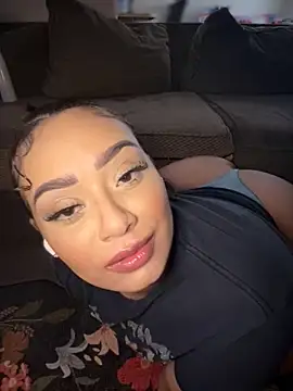 Snapshot of CarmelaAnthony chatting on October 2, 3:41 pm CarmelaAnthony online show from October 2, 3:41 pm