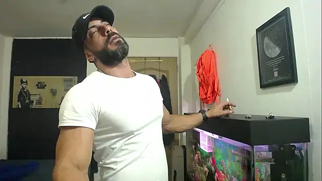 romeolovedark online show from February 15, 3:20 am