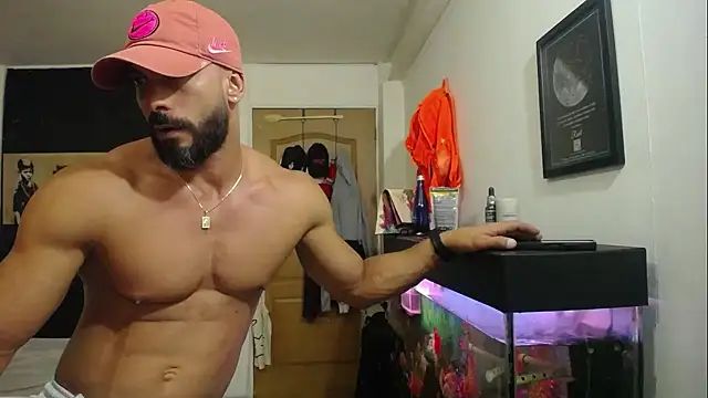 romeolovedark online show from March 16, 5:36 am