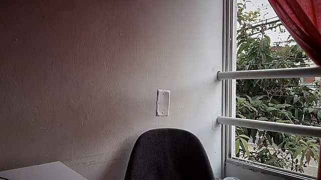 romeolovedark online show from September 21, 1:02 pm