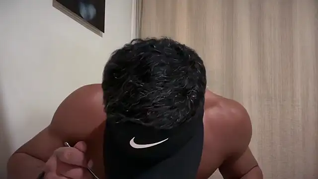 romeolovedark online show from March 6, 11:56 pm