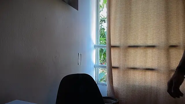 romeolovedark online show from June 18, 3:38 pm